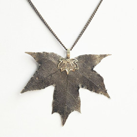 Natural Maple Long Necklace in Anti-Brass