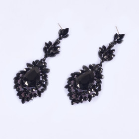 Pleasing Teardrop Black Earrings